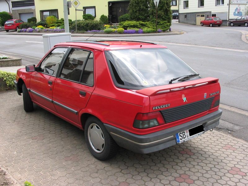 Peugeot 309 I