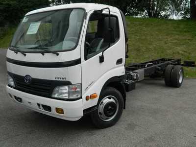 Toyota Dyna 200 Pritsche/Fahrgestell