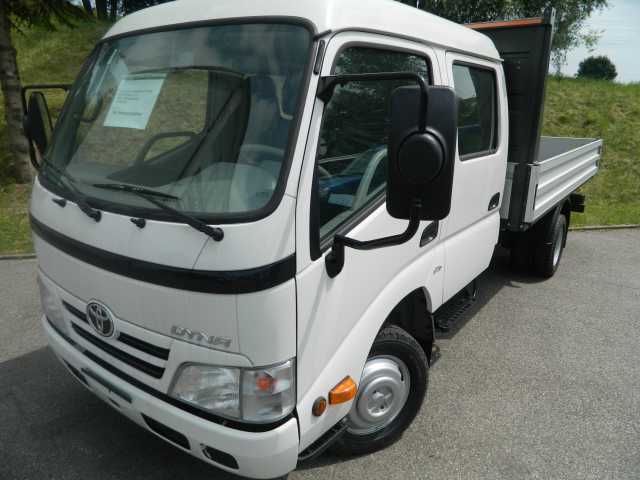 Toyota Dyna Pritsche/Fahrgestell